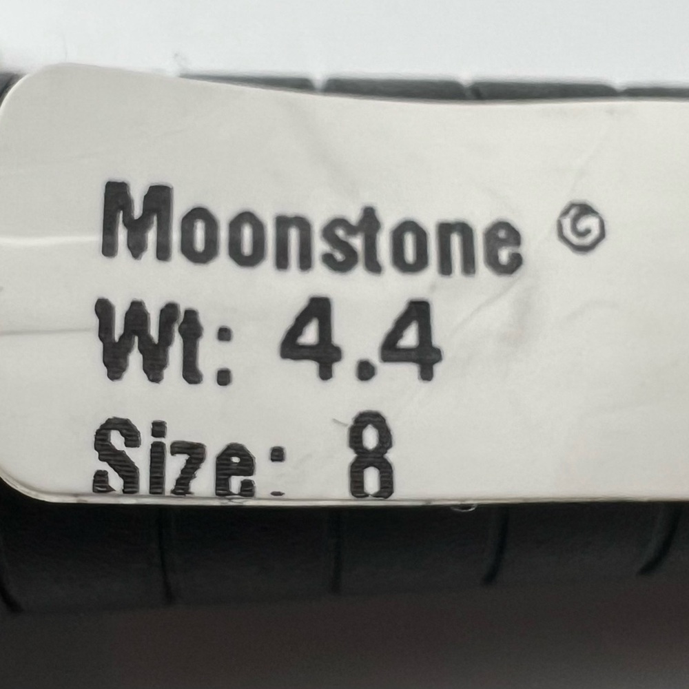 Lustrous Silver Moonstone Ring - image 5